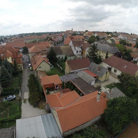 Abszolut Vendeghaz Keszthely Exteriér fotografie